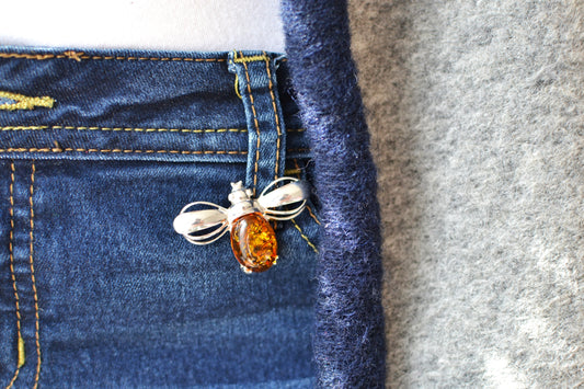 Amber Sterling Silver Bee Pin