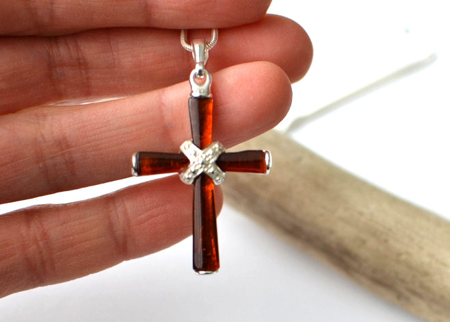 Mens cross, amber cross, cross necklace, cross amber silver, Karuba, Karuba amber, karubaamber, amberkaruba, Amber, Silver,jewelry, Jewellery gift, Anhänger mit Bernstein Kreuz, Bernsteinkreuz, Bernsteinschmuck, Baltischer Bernstein, Bernstein, Bernstein Sterling-Silber 925