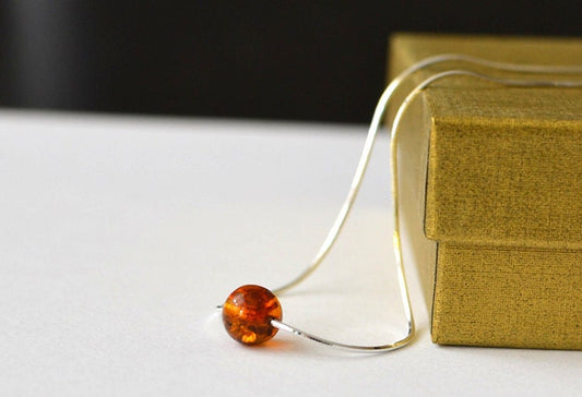 Dainty Silver Amber Necklace