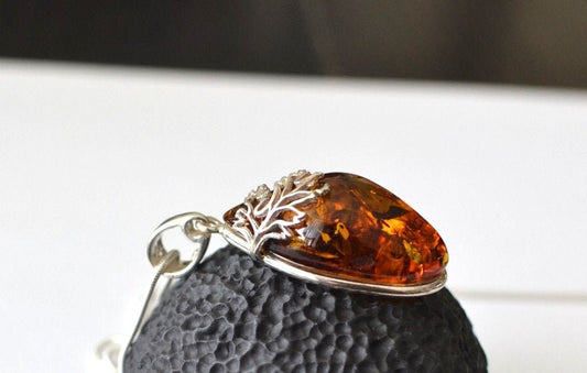 Silver Leaf Amber Necklace